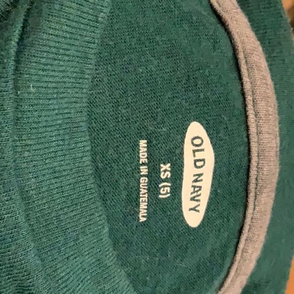Old Navy Boy’s Shirt size 5. Sports Graphics EUC - Picture 7 of 7
